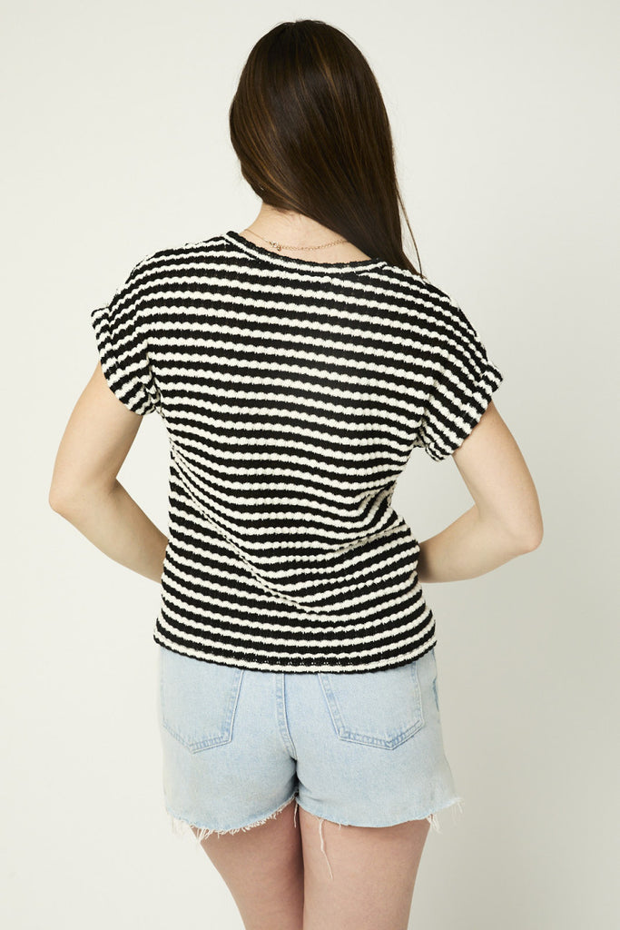 Black and White Twist Top